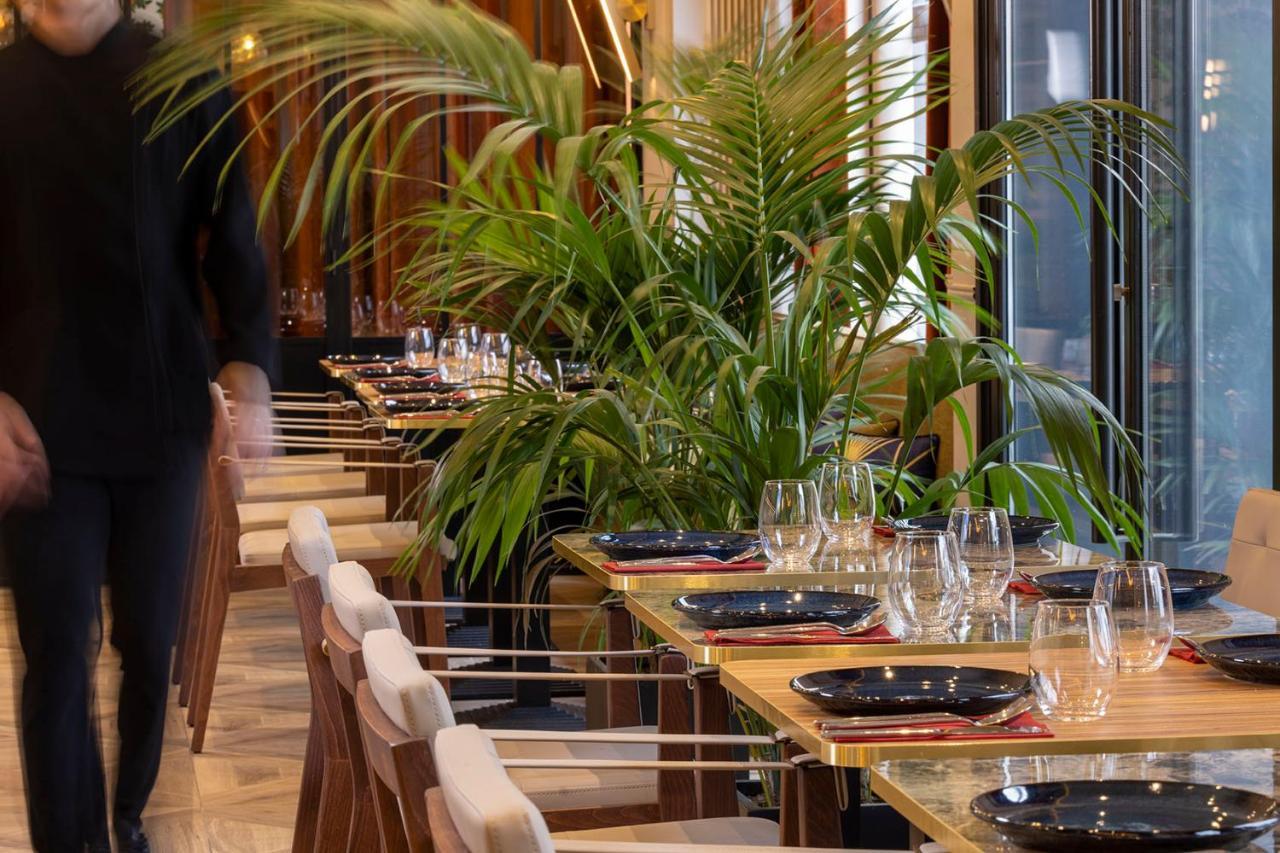 Hotel Le Rocroy Paris Exterior photo